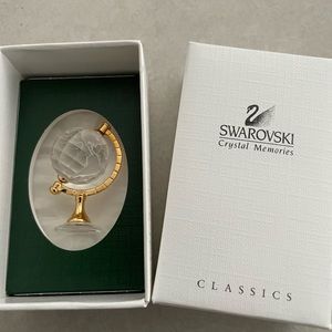 Swarovski crystal figures - 14 different pieces, all with box. New.